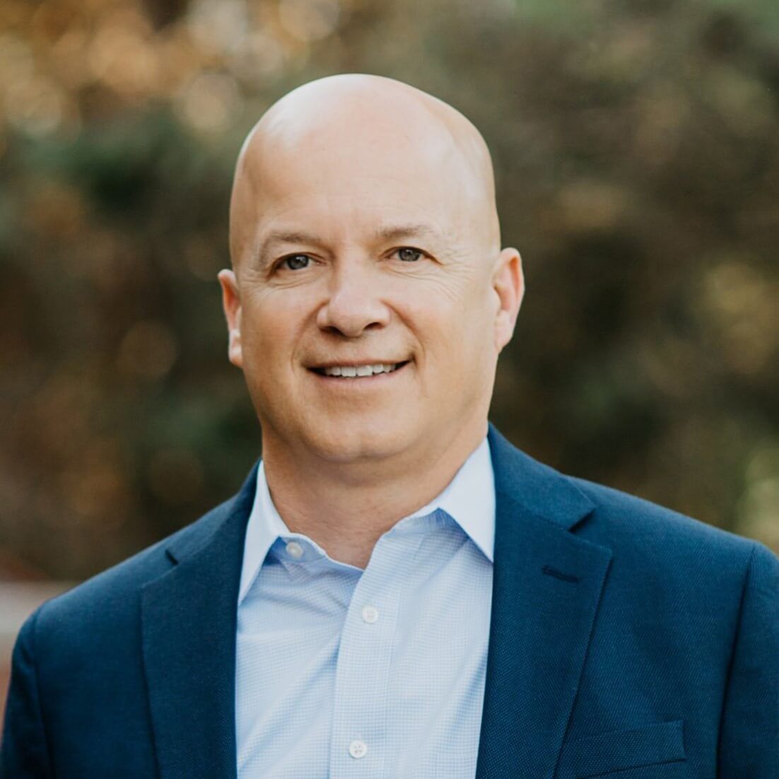 Zuk_Tom - Outside 2 - reduced_CROP (2)